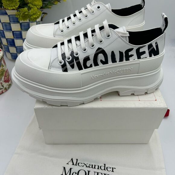 Men's Alexander, McQueen tread slick graffiti sneakers, size 46 made in Italy - Picture 9 of 13